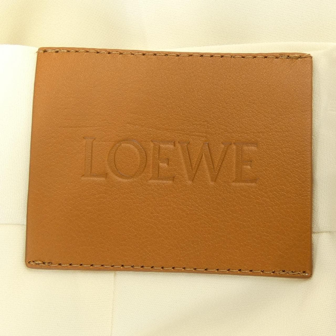 ロエベ LOEWE S359Y04XGO パンツ