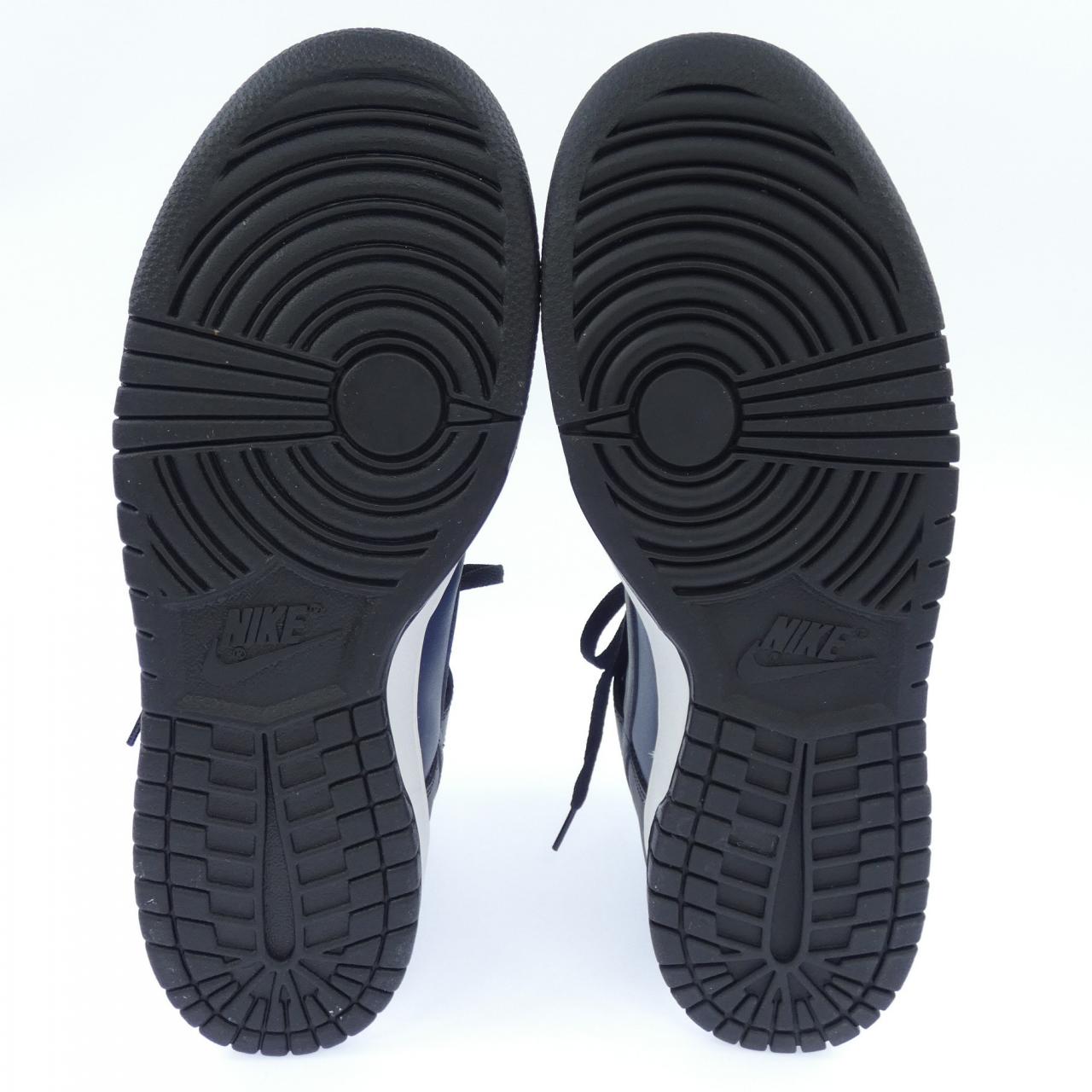 ナイキ NIKE DJ0383-400 スニーカー