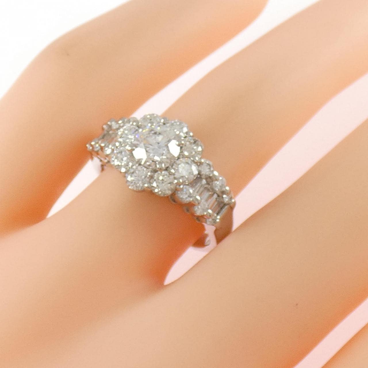PT900 ダイヤモンド リング 0.592CT G SI2 VG