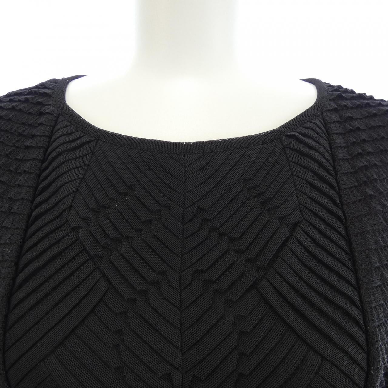 ビーシービージーマックスアズリア BCBGMAXAZRIA トップス