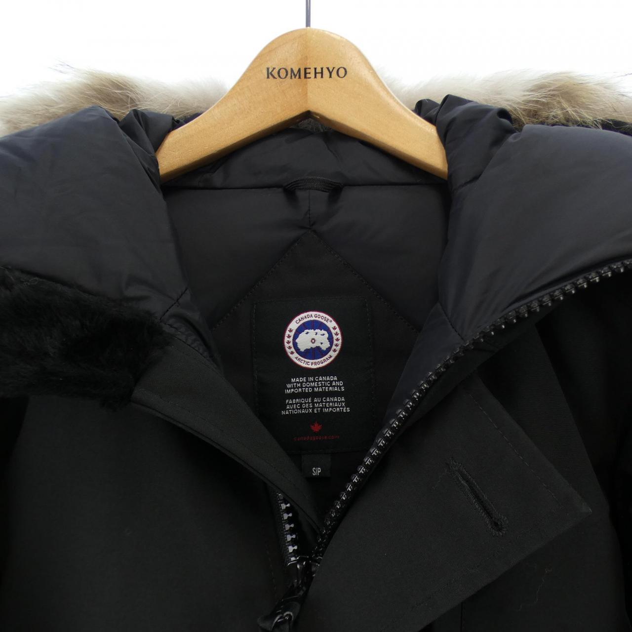 カナダグース CANADA GOOSE ダウンジャケット
