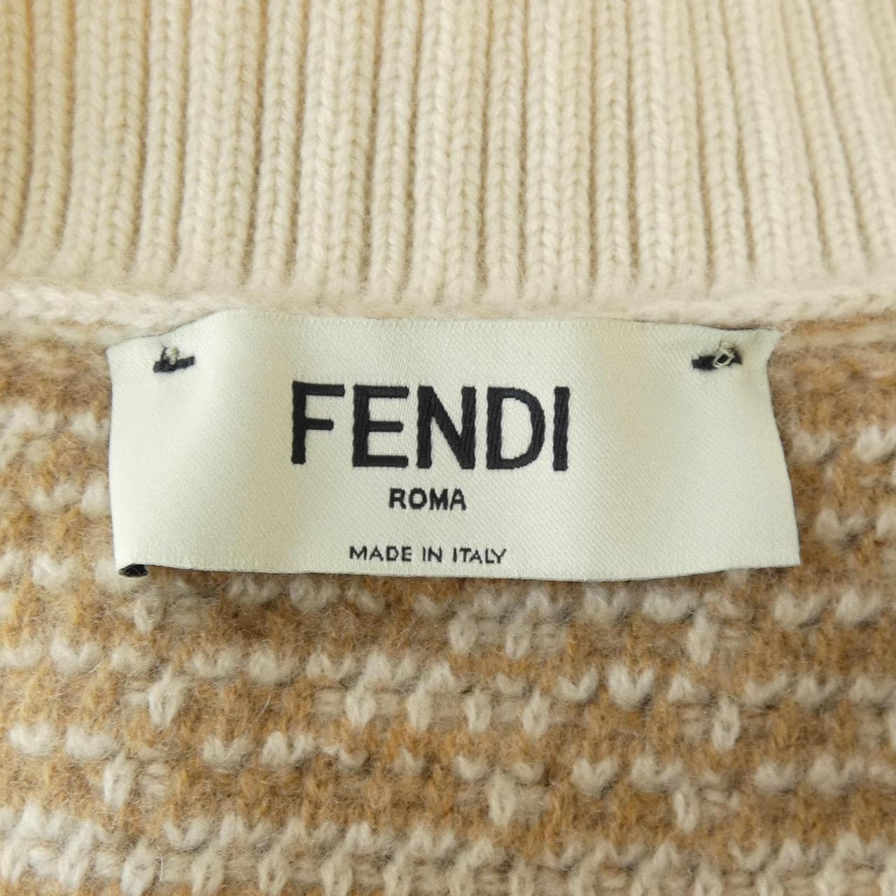 フェンディ FENDI FZC950 ALOJ カーディガン