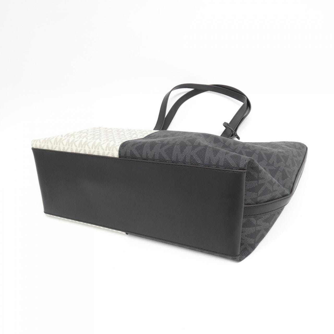 [新品] MICHAEL MICHAEL KORS JET SET TRAVEL 35F4GTVT6V 包