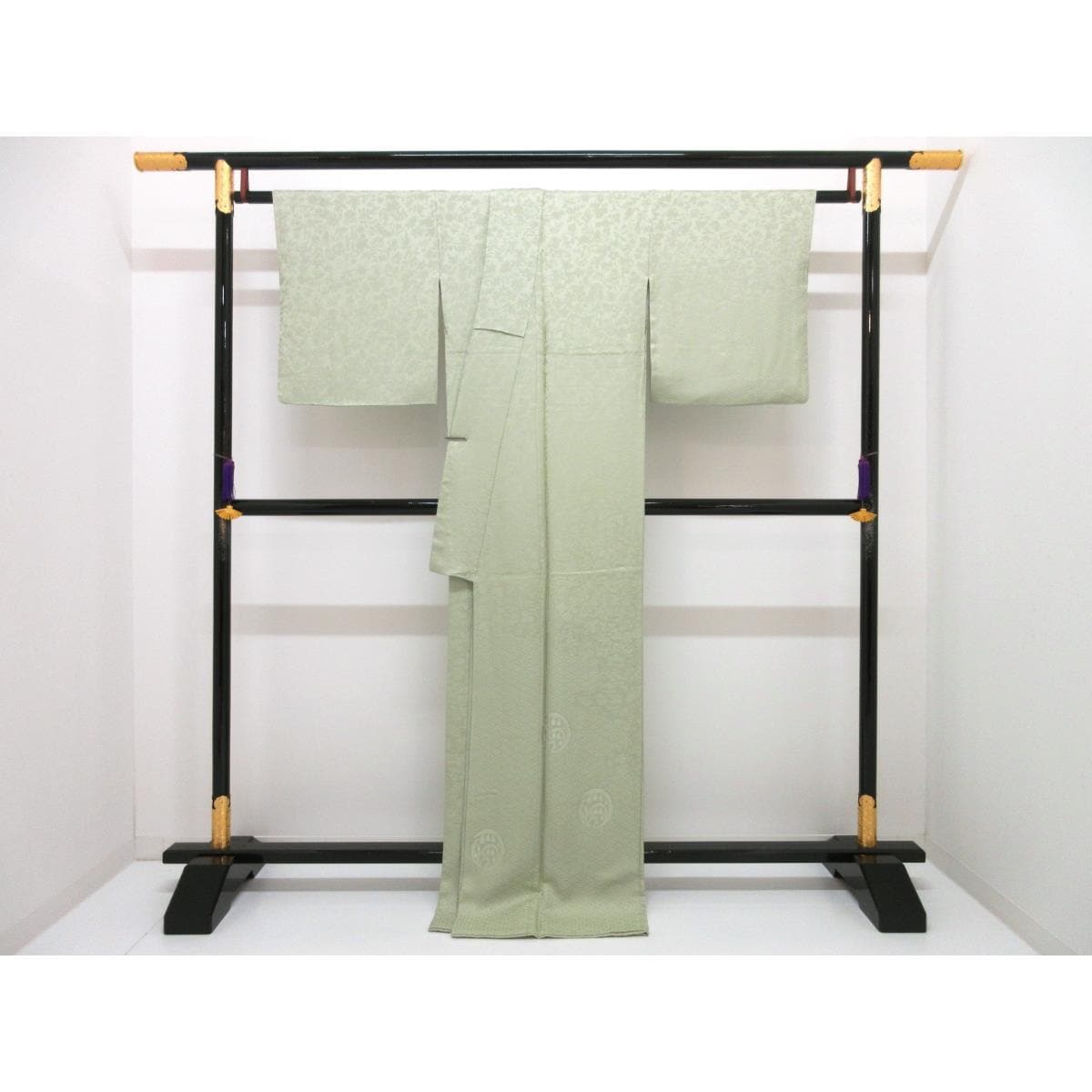 色無地　地紋附下