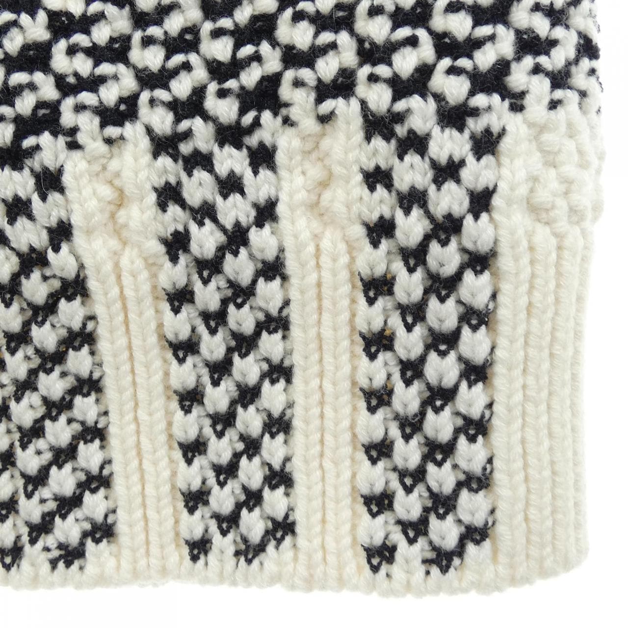 ルイヴィトン LOUIS VUITTON グラフィックニットスカート FMKZ05LP5 スカート