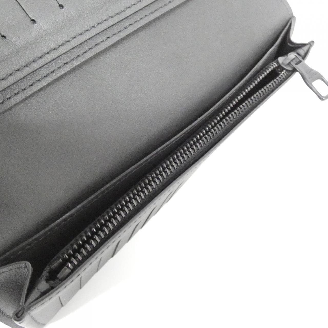 ルイヴィトン トリヨン モノグラム ポルトフォイユ ブラザ M69038 財布