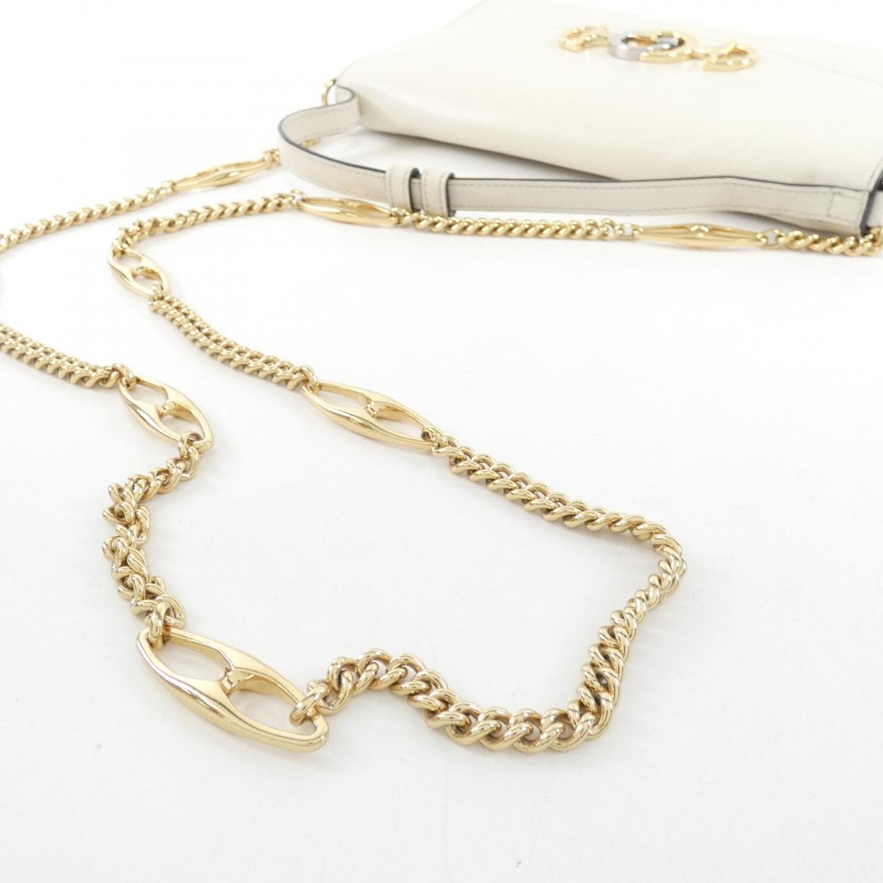 グッチ GUCCI ZUMI 572375 05J0X バッグ