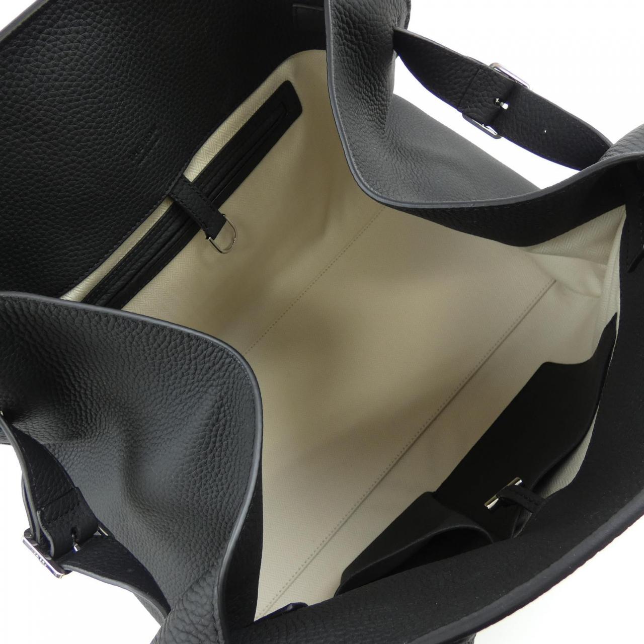 ザロウ THE ROW BAG