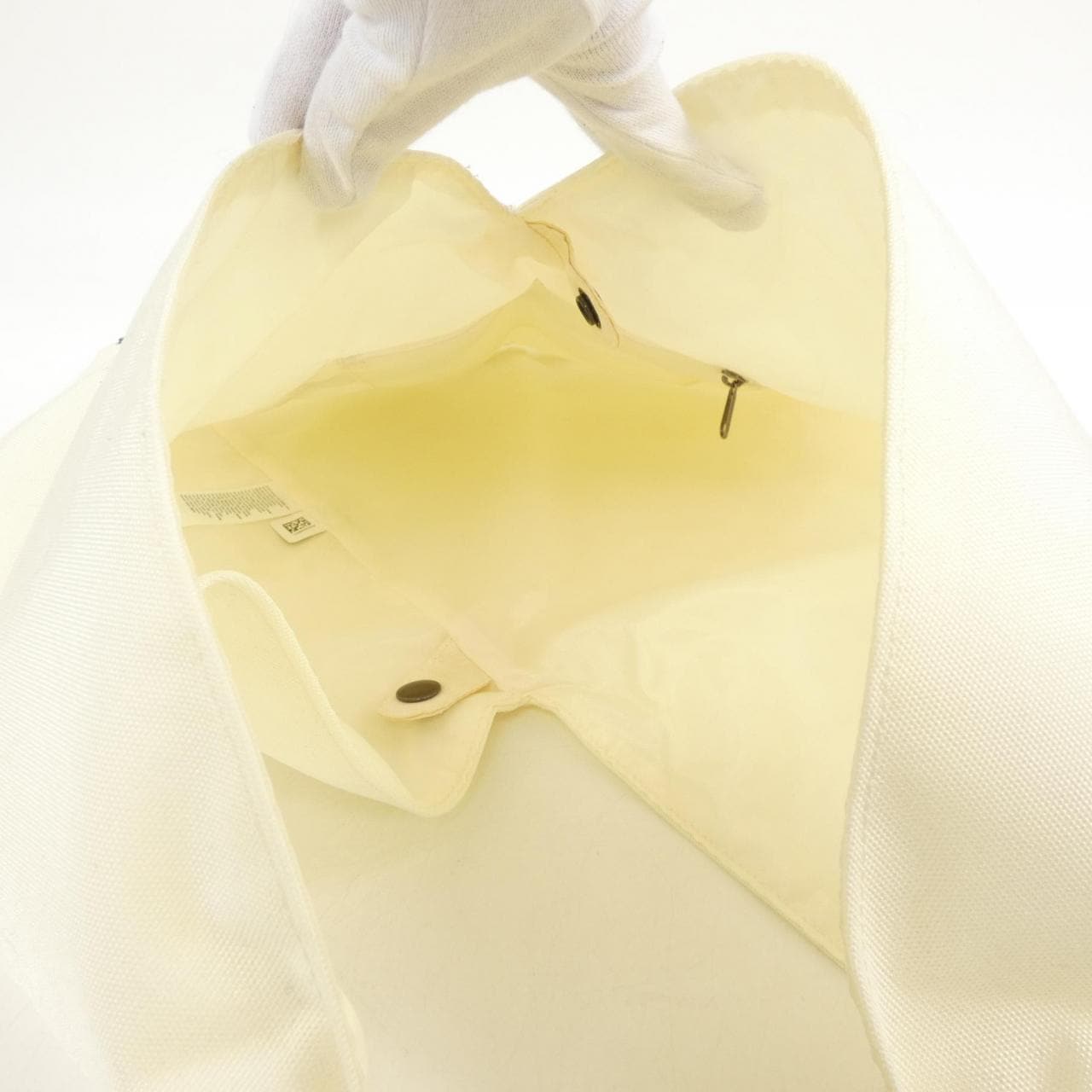 エムエムシックス MM6 EK0A5BDBX09 BAG