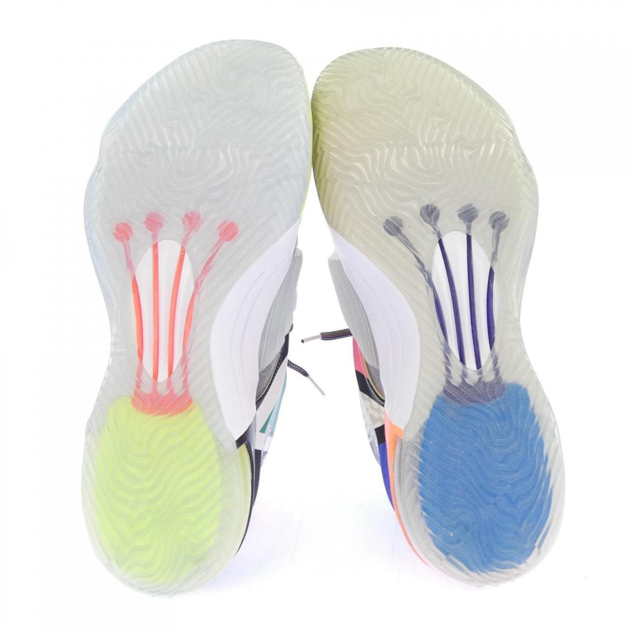 ナイキ NIKE 801778-944 スニーカー