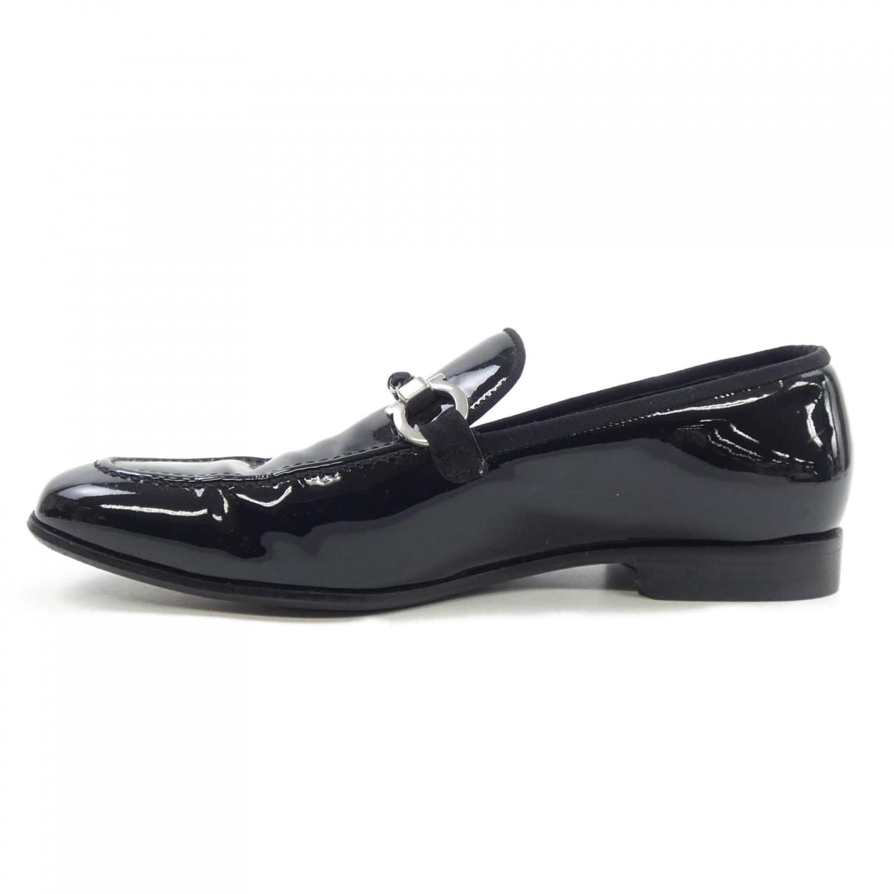 FERRAGAMO鞋