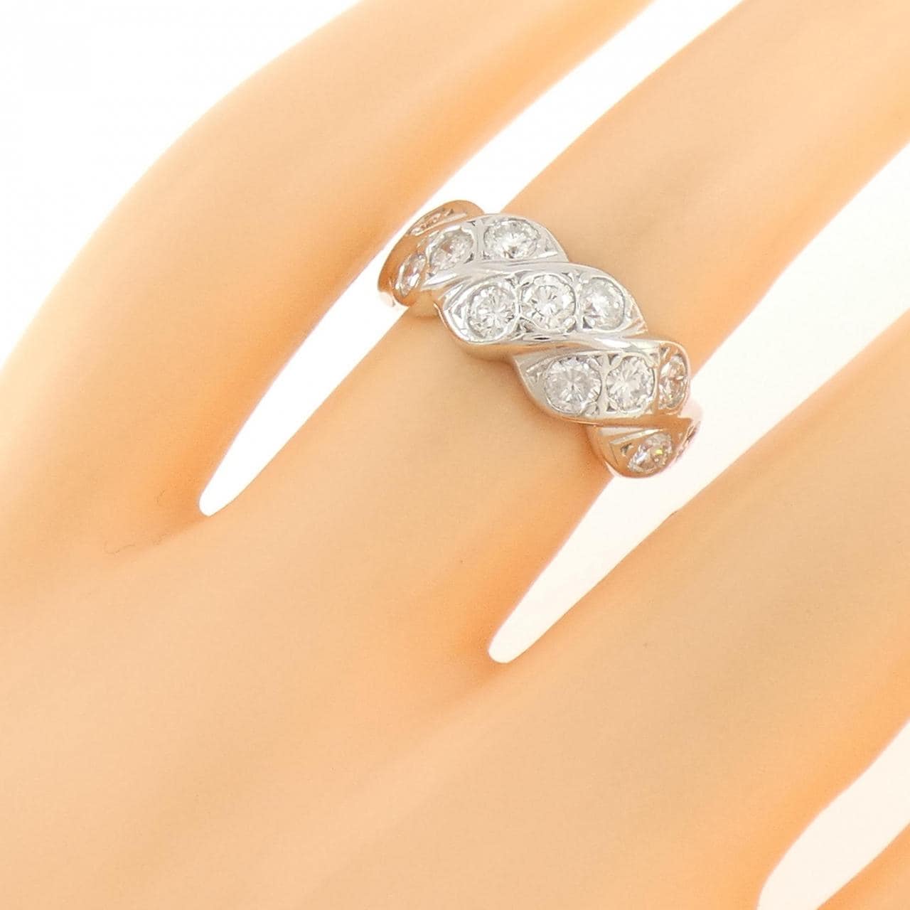 PT850 ダイヤモンド リング 1.06CT