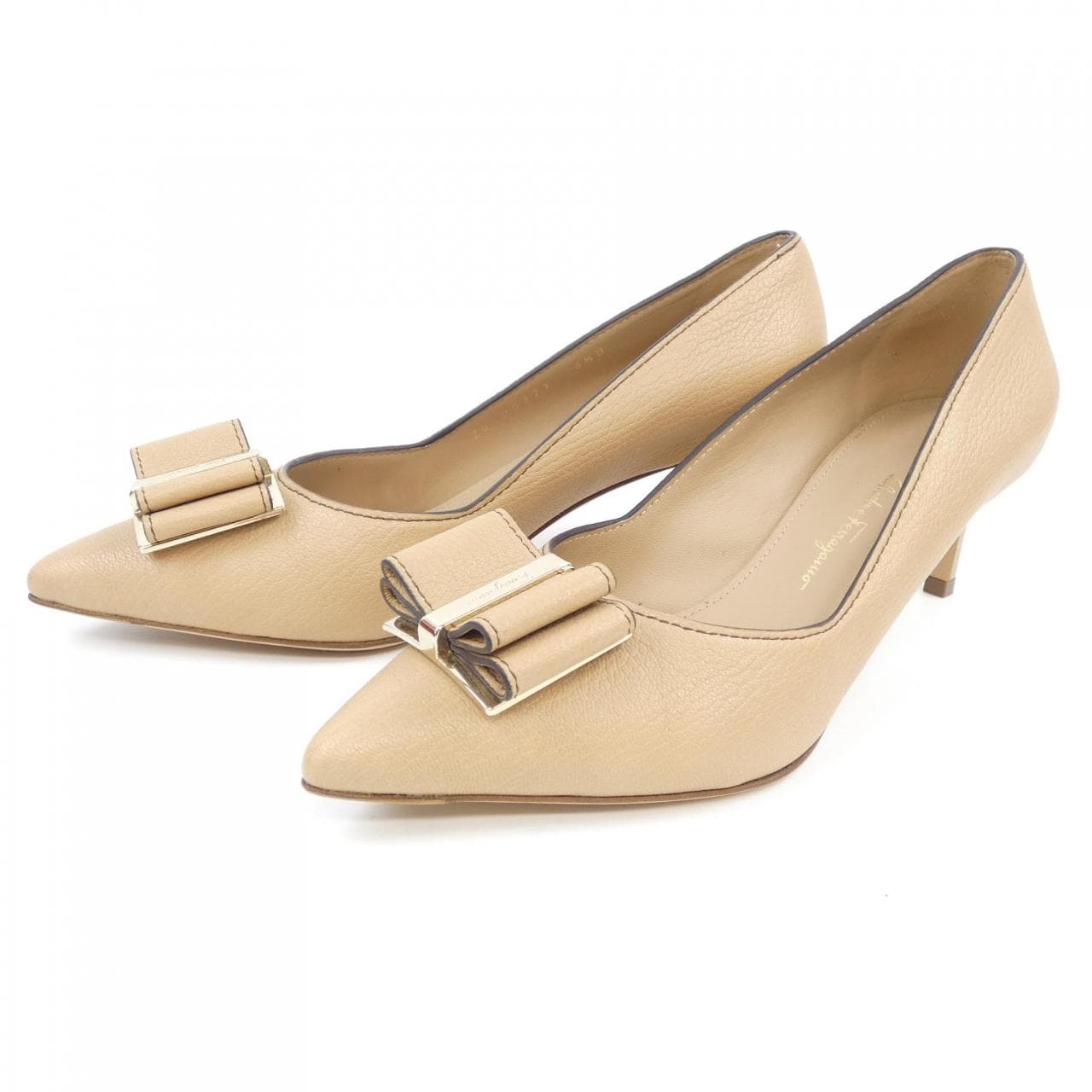 サルヴァトーレフェラガモ SALVATORE FERRAGAMO ZU00221 パンプス