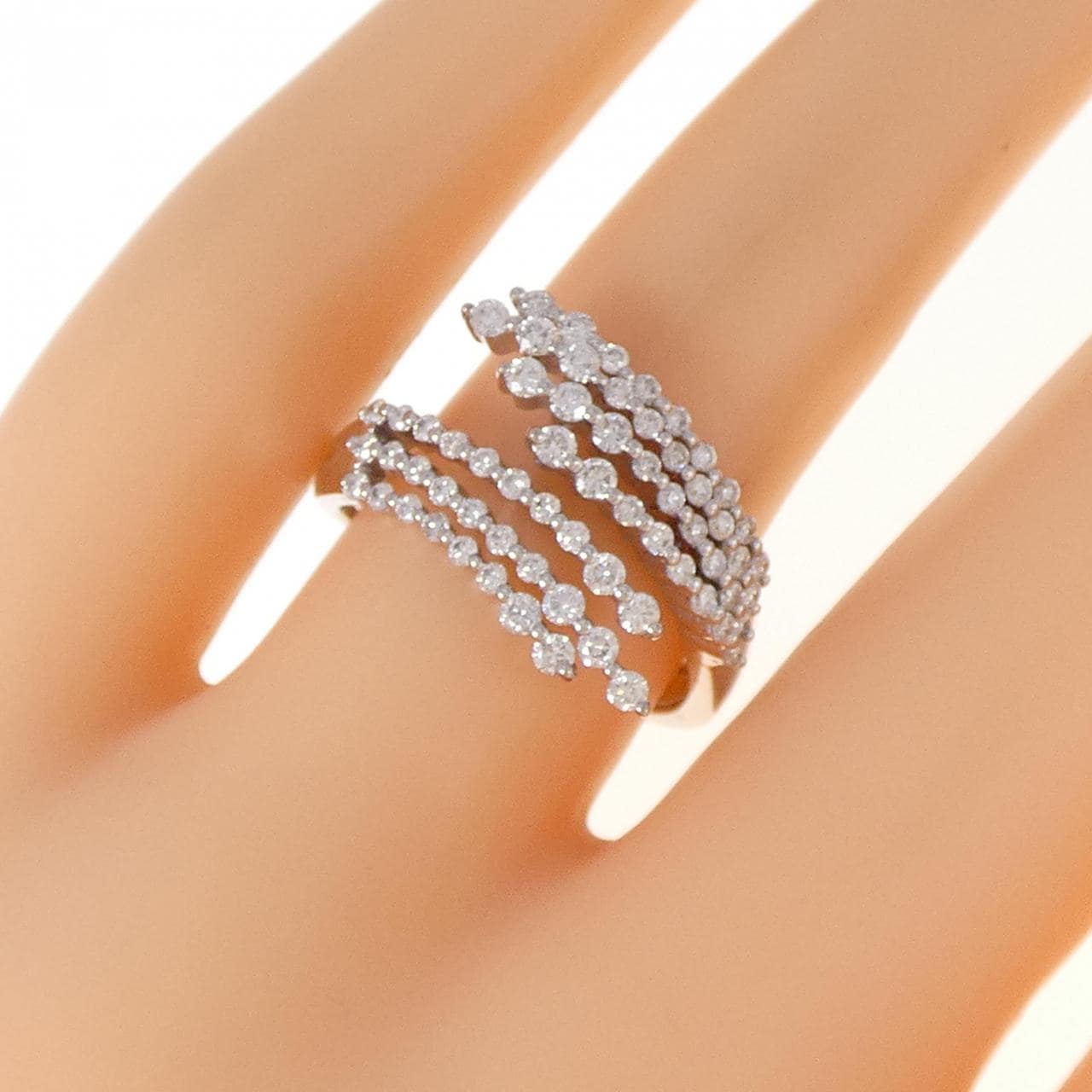K18WG ダイヤモンド リング 0.72CT