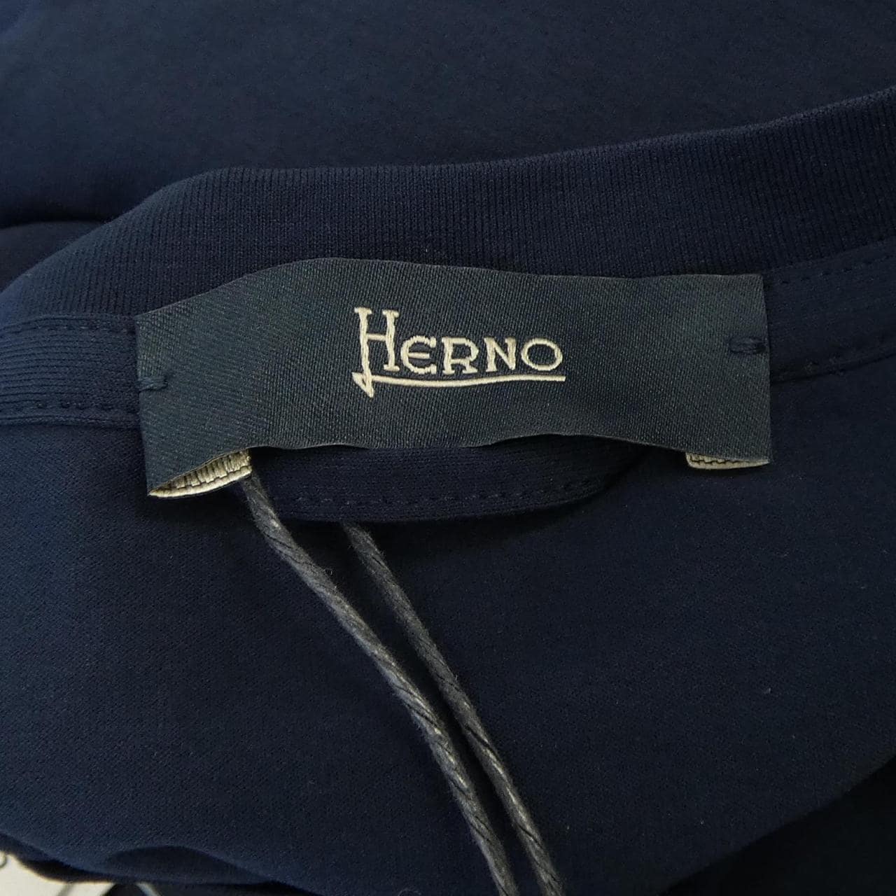ヘルノ Herno Tシャツ