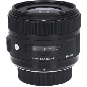 ニコン３０ｍｍ　Ｆ１．４ＤＣ　ＨＳＭ（Ａ）