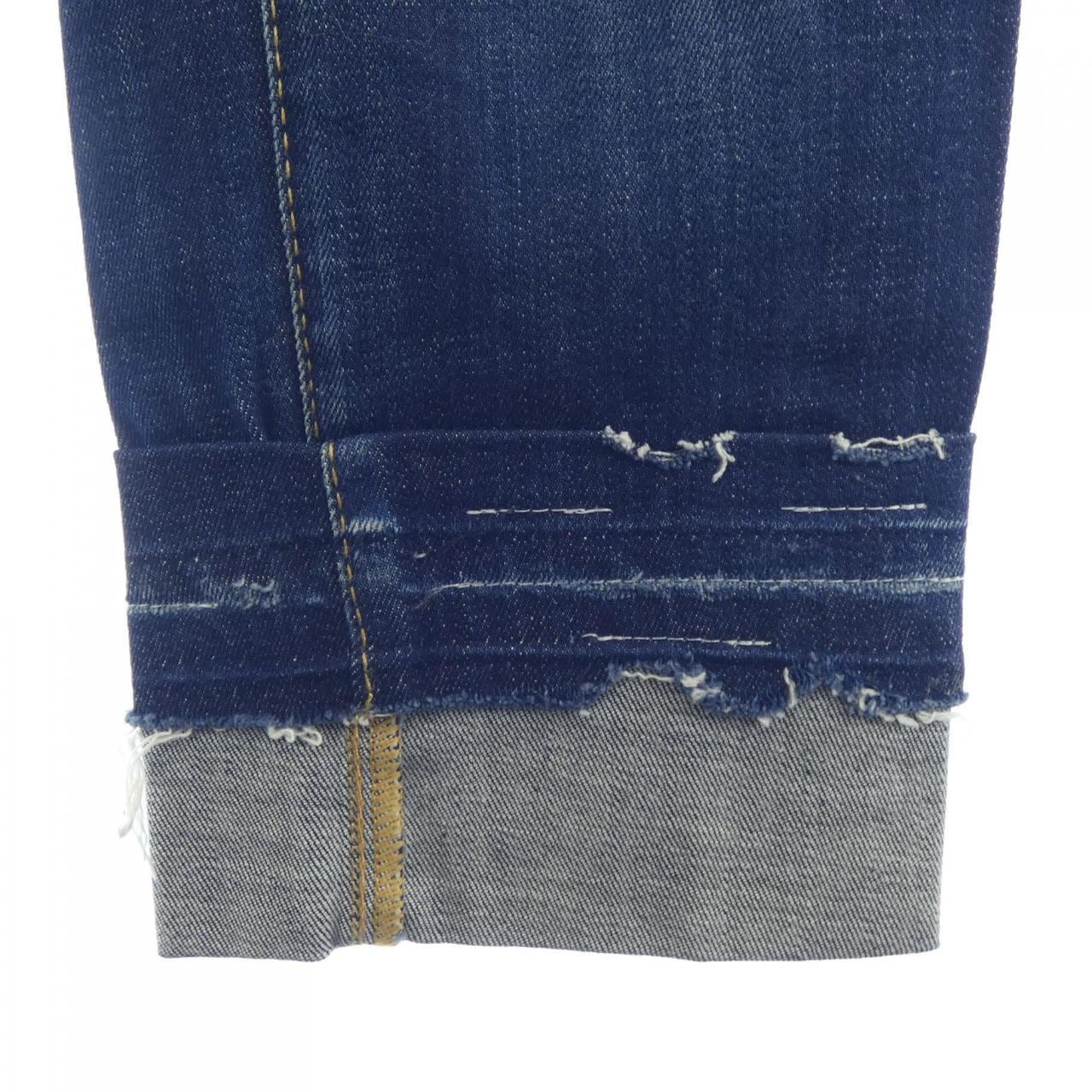 ディースクエアード DSQUARED2 S75LB0031 ジーンズ