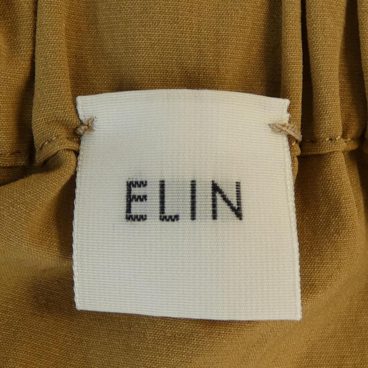 ELIN连衣裙