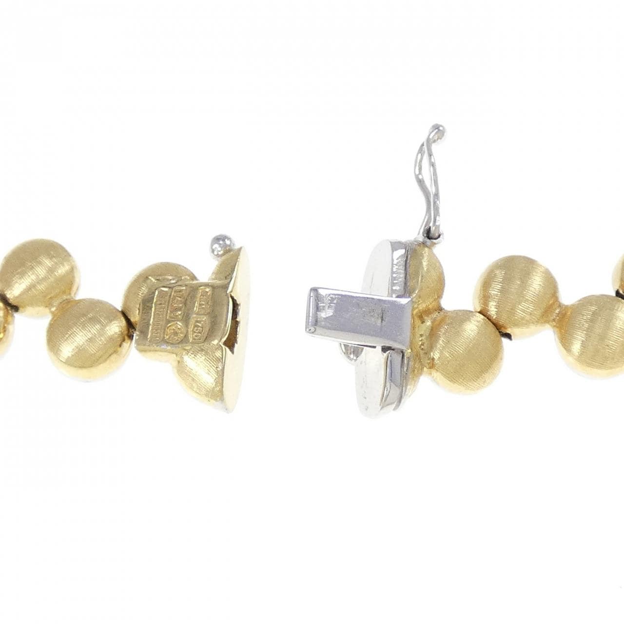 Campezan 750YG/750WG Necklace