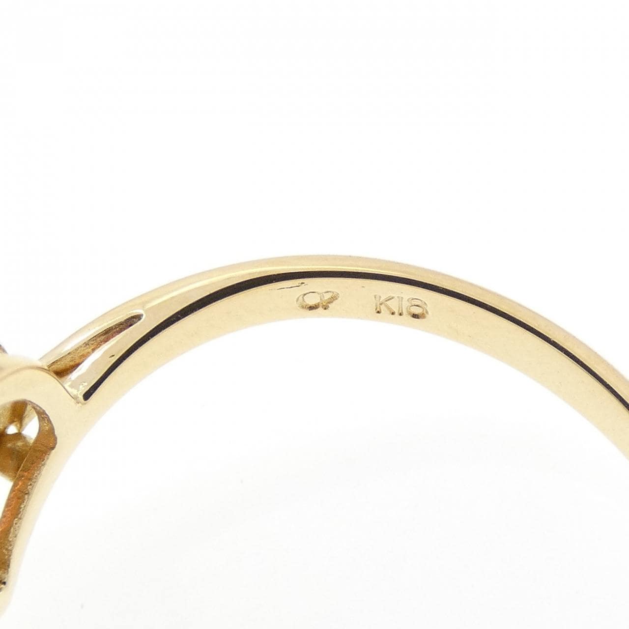 クレサンベール 合成サファイア リング 0.49CT