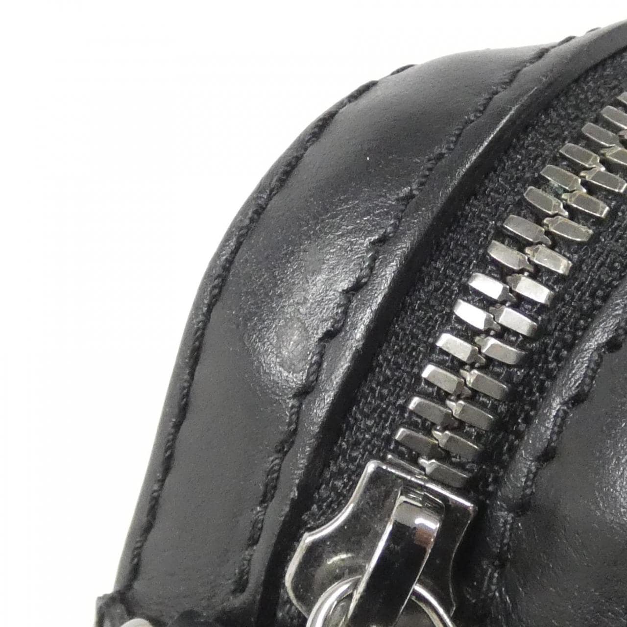 ルイヴィトン モノグラム エクリプス リバース トリオ メッセンジャー M69443 ショルダーバッグ