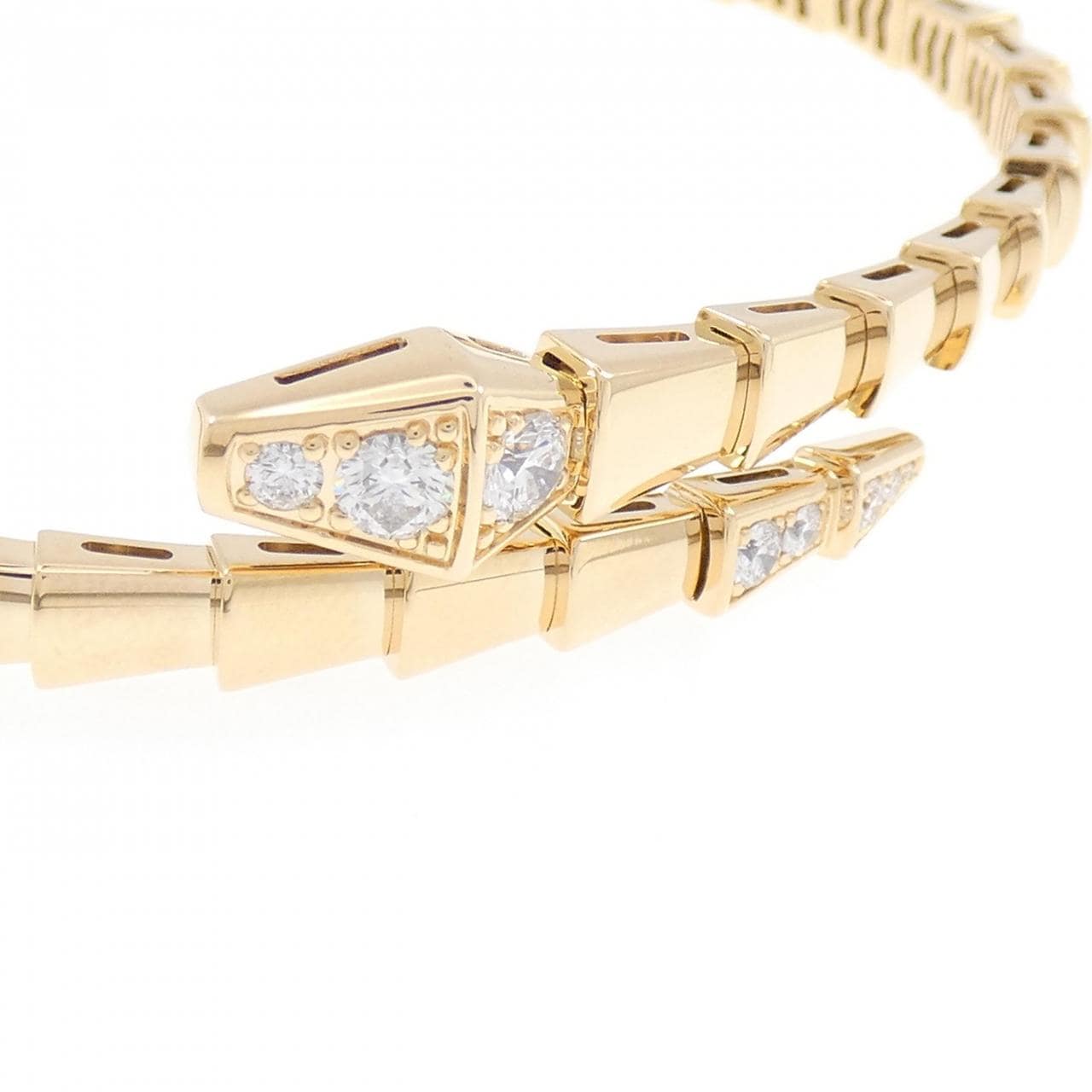 ブルガリ セルペンティ ヴァイパー バングル