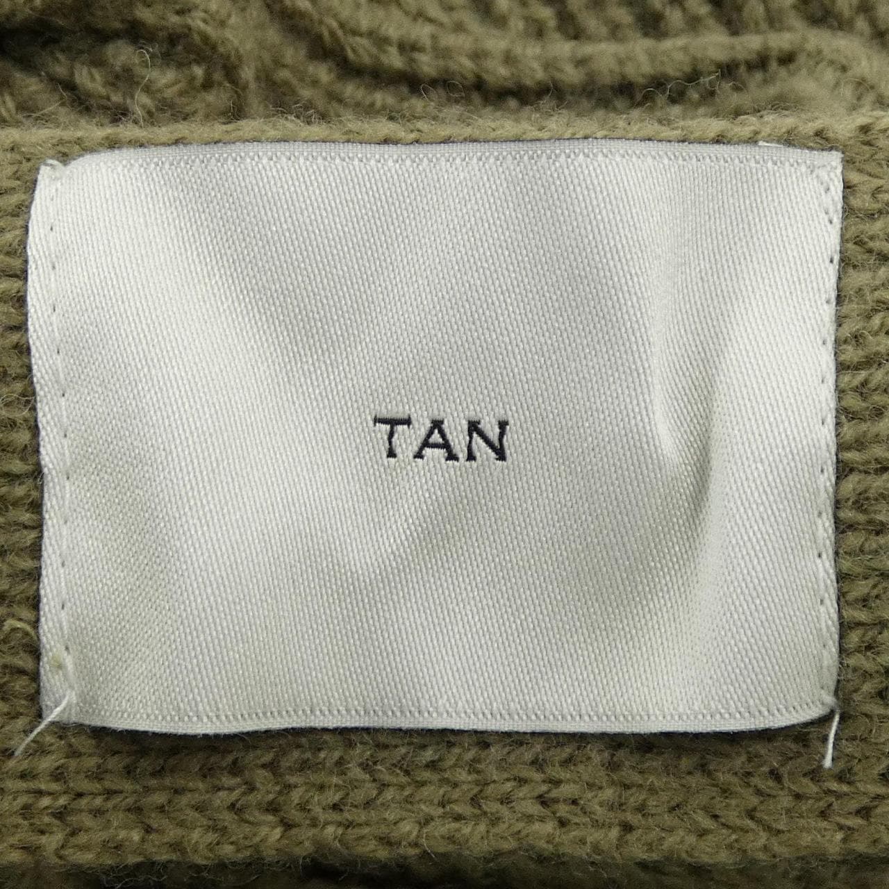 タン TAN ニット