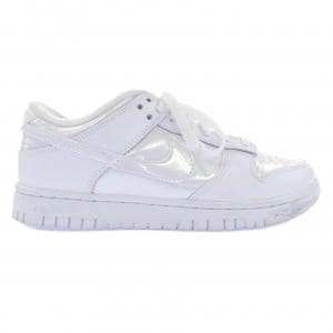 ナイキ NIKE FD8683-100 スニーカー