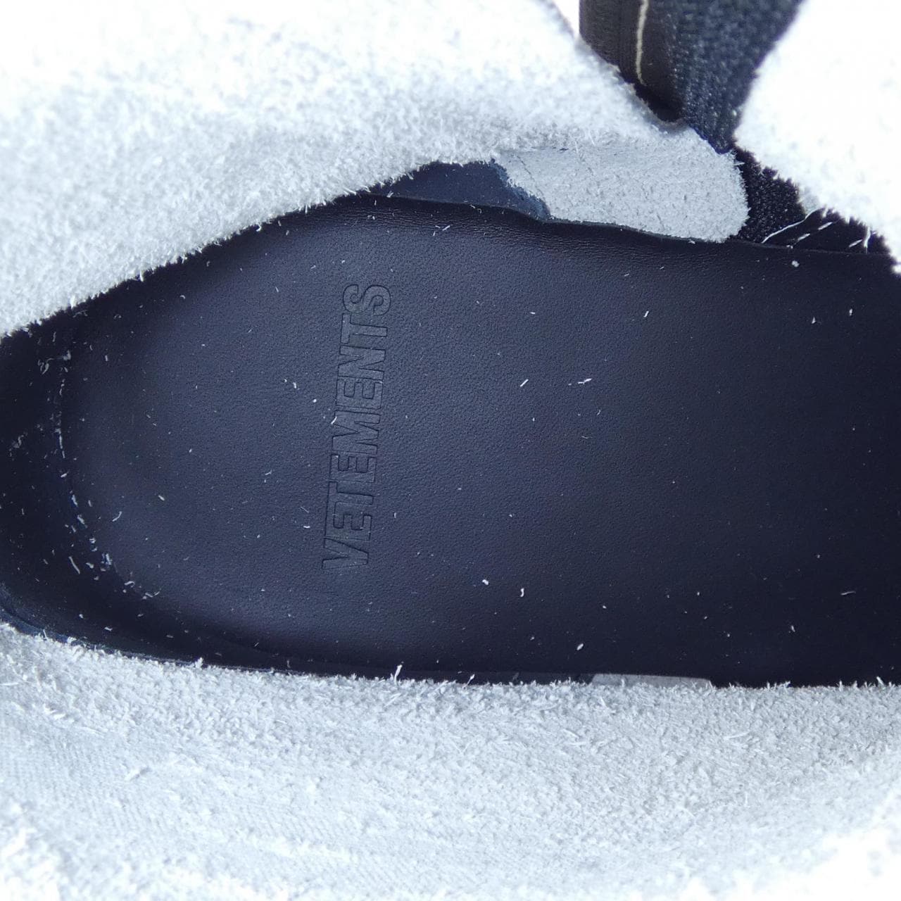 VETEMENTS boots