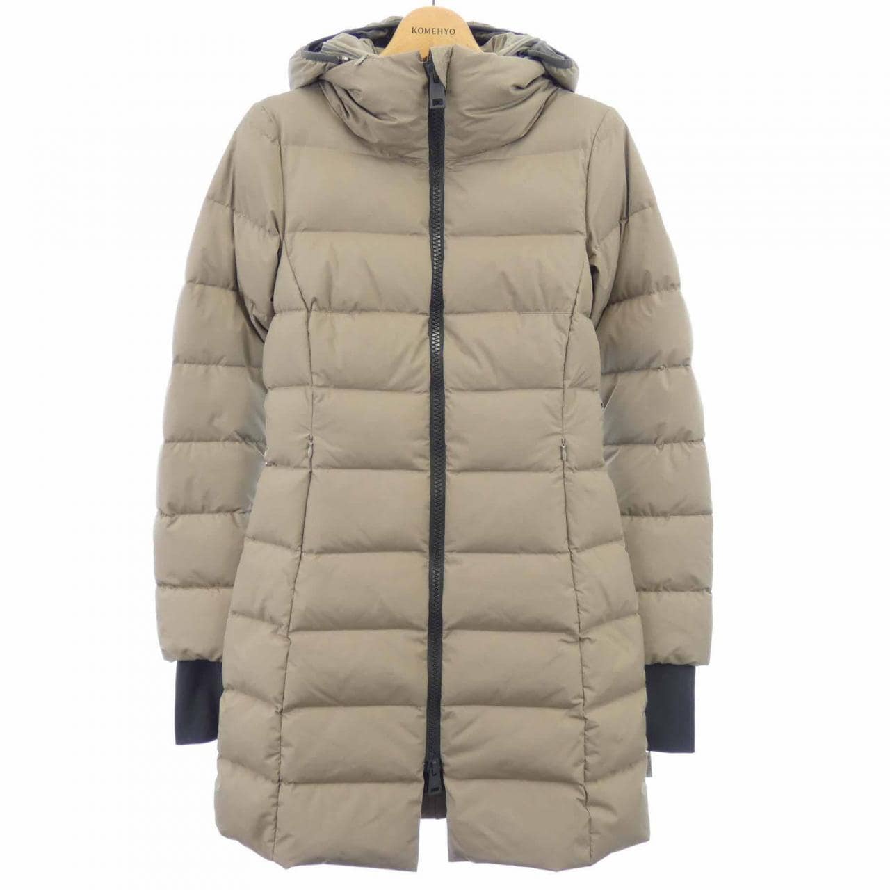 ヘルノ Herno PI080DL ダウンコート