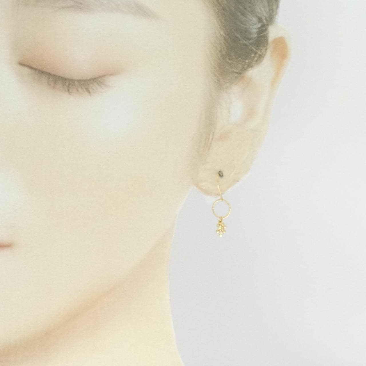 K18YG earrings