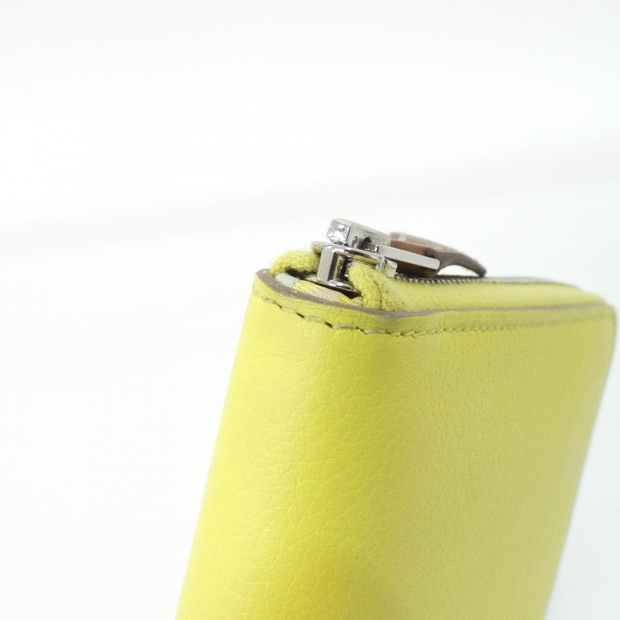 エルメス EN LIBERTE シルク イン クラシック 084810CK 財布