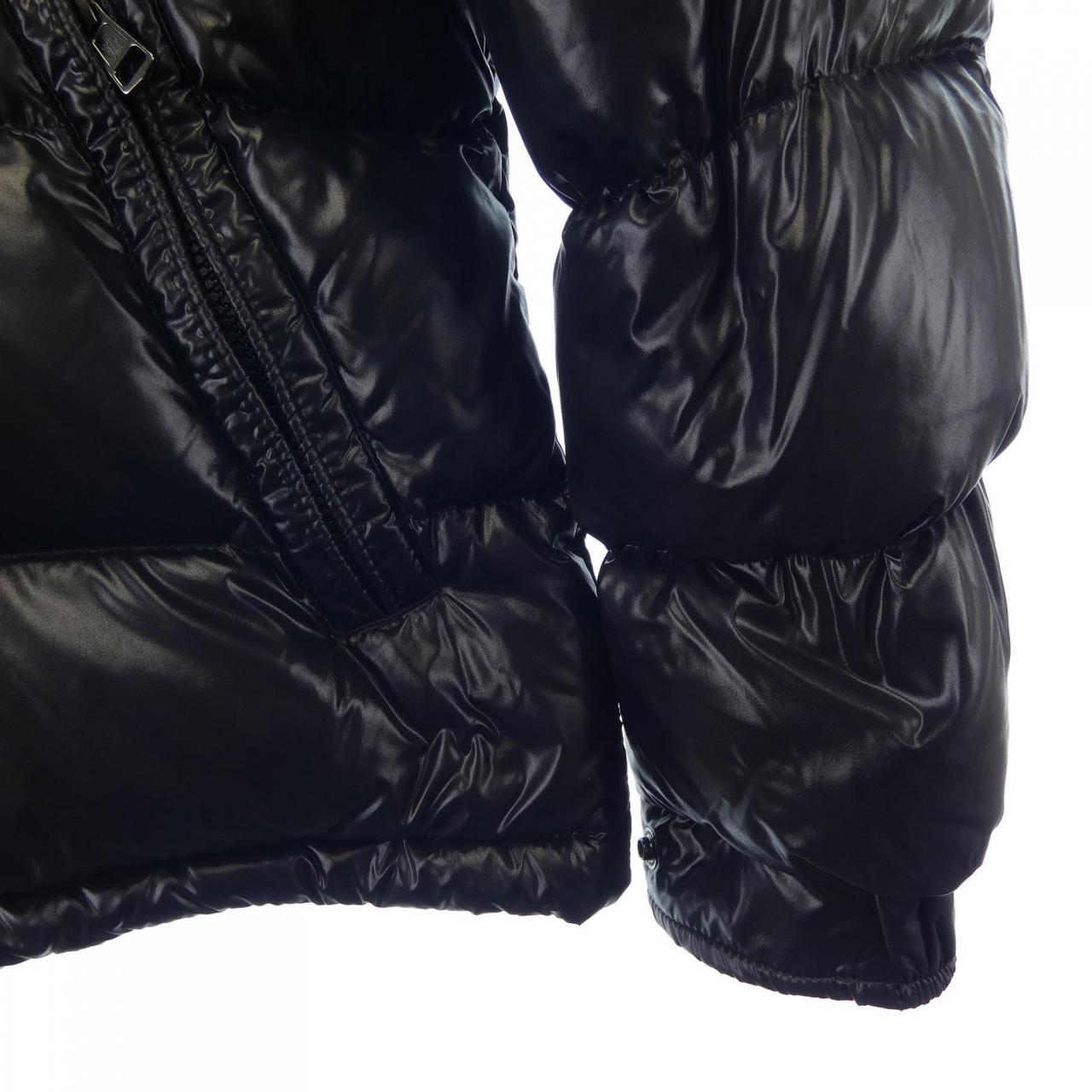 モンクレール MONCLER ダウンジャケット