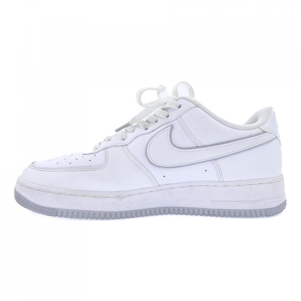 ナイキ NIKE AIR FORCE1 DV0788-100 スニーカー