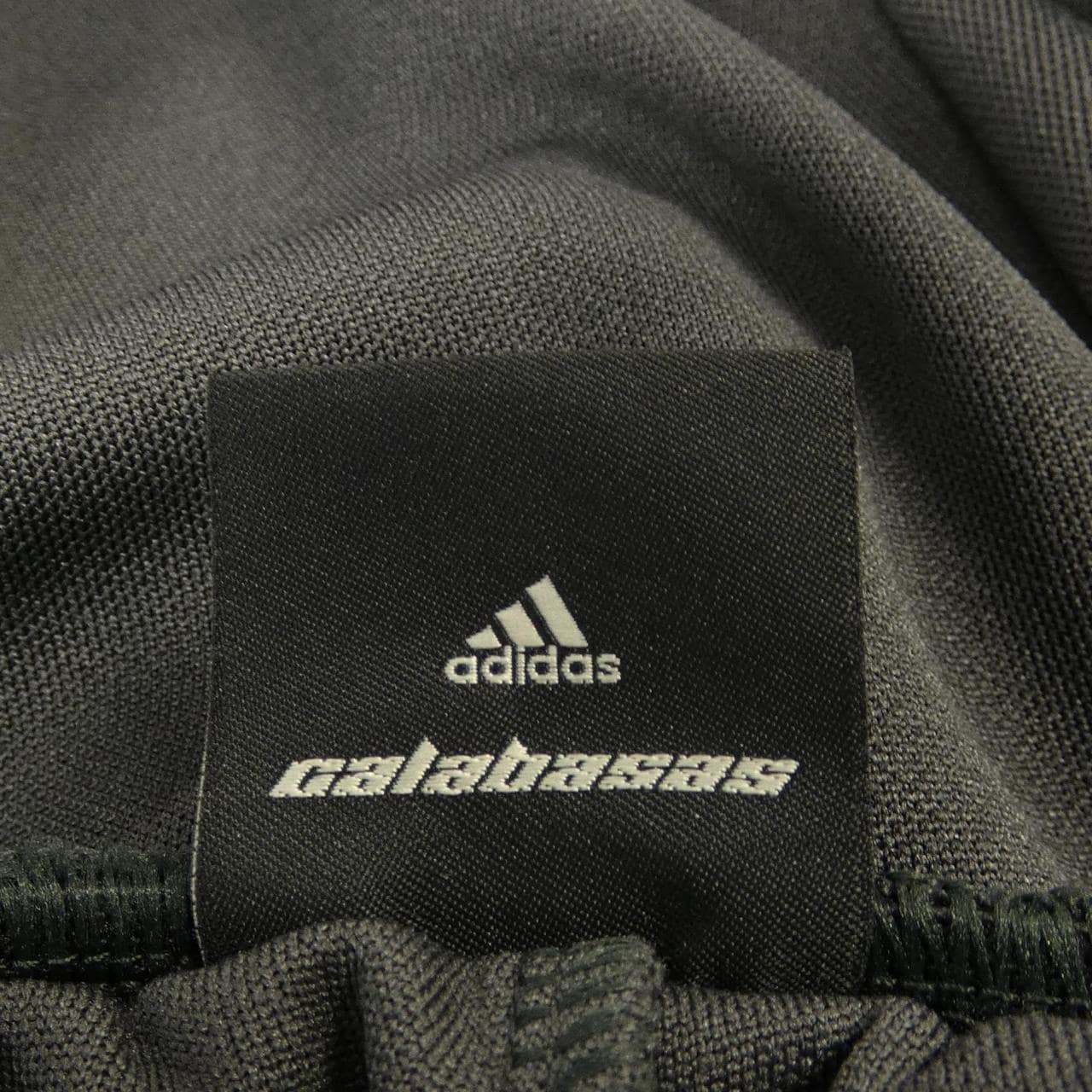 阿迪達斯ADIDAS褲子