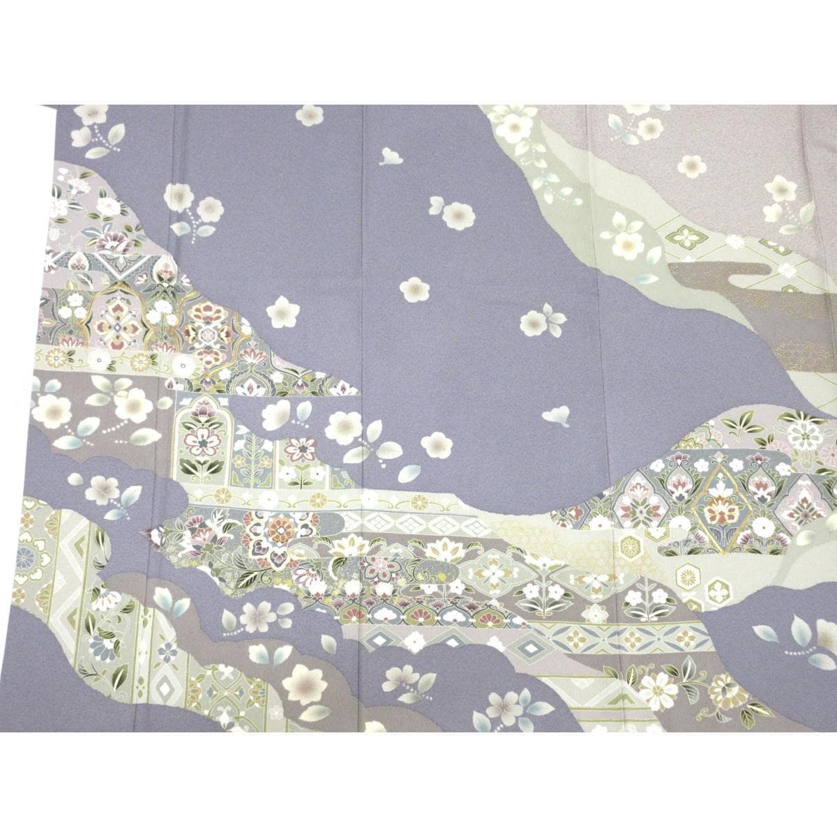 訪問着　友禅金彩加工　刺繍入り