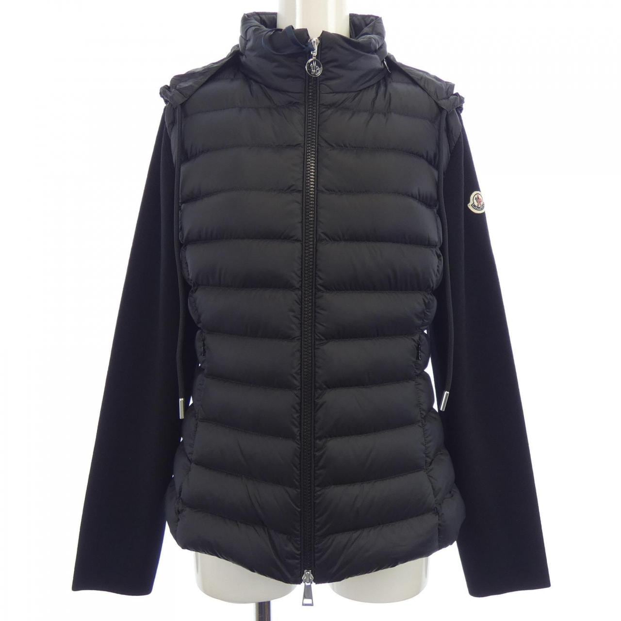 モンクレール MONCLER ダウンジャケット
