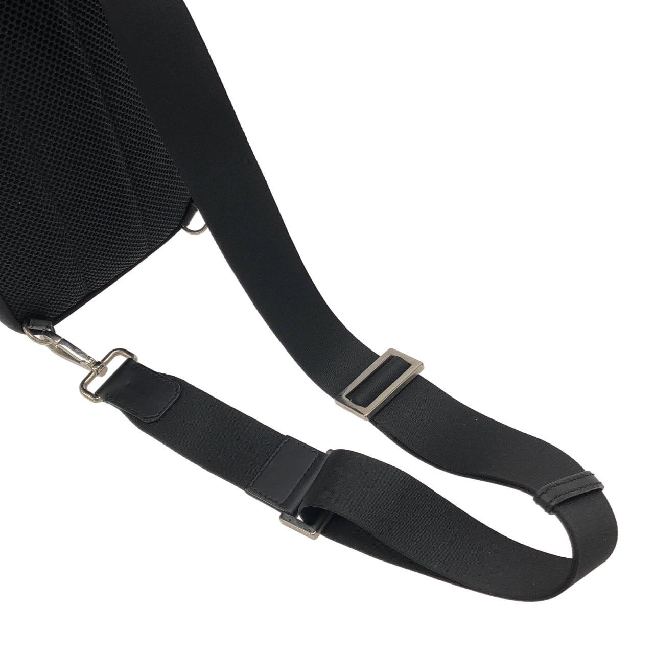 フェンディ BAG BUGS 7VZ033 A2FT ショルダーバッグ