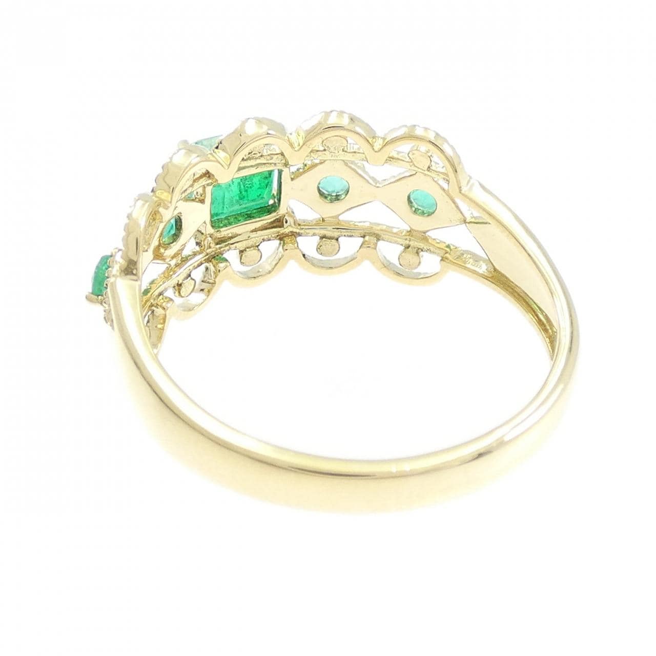 ジーエスティービー エメラルド リング 0.40CT