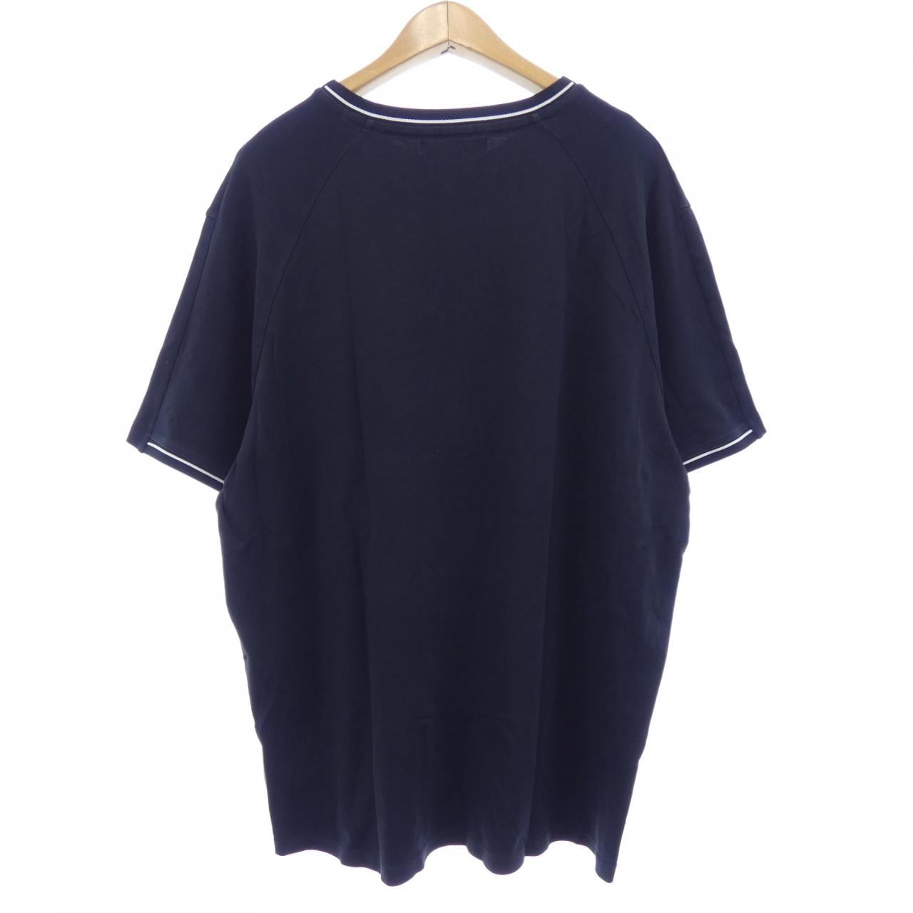カールラガーフェルド Karl Lagerfeld Tシャツ