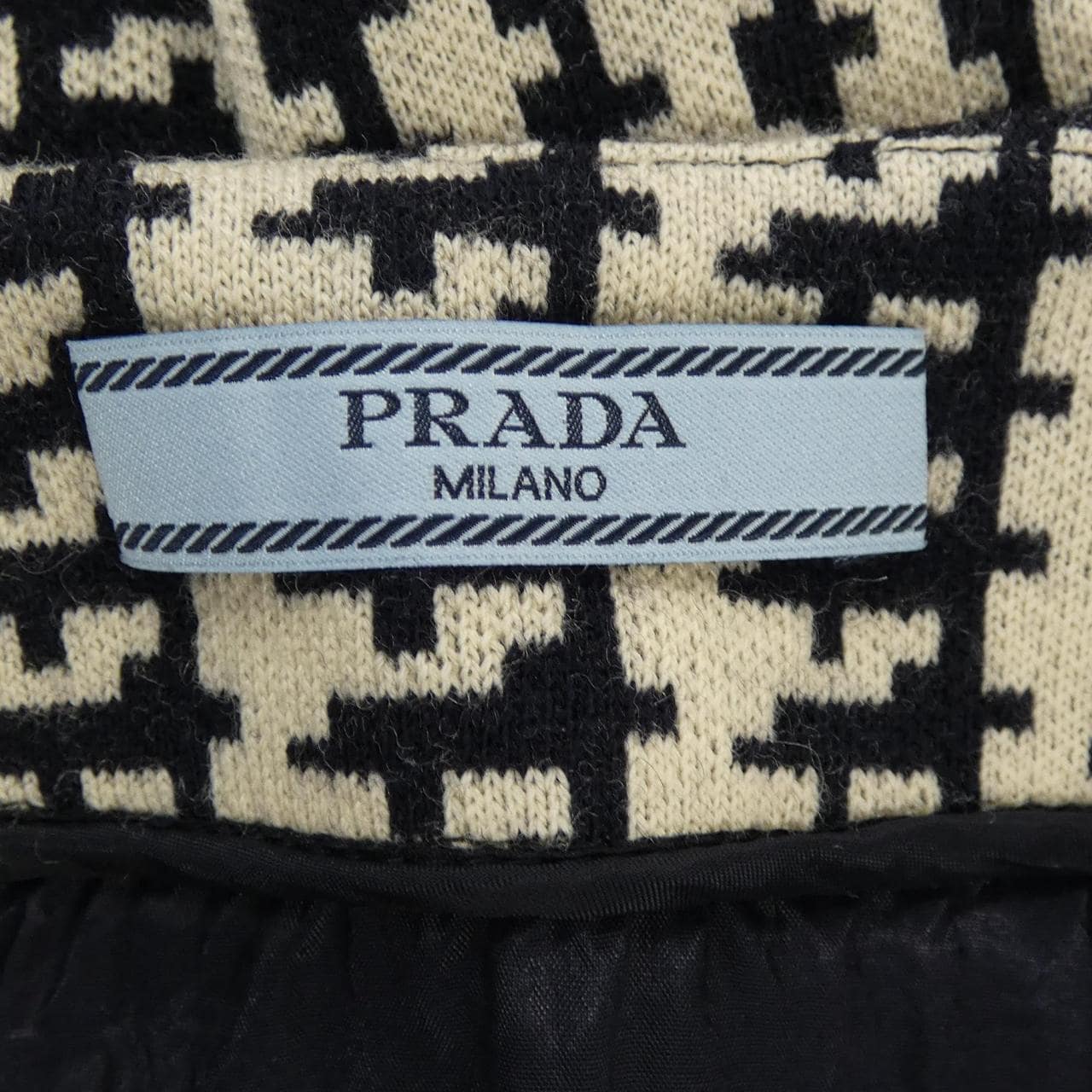 プラダ PRADA スカート