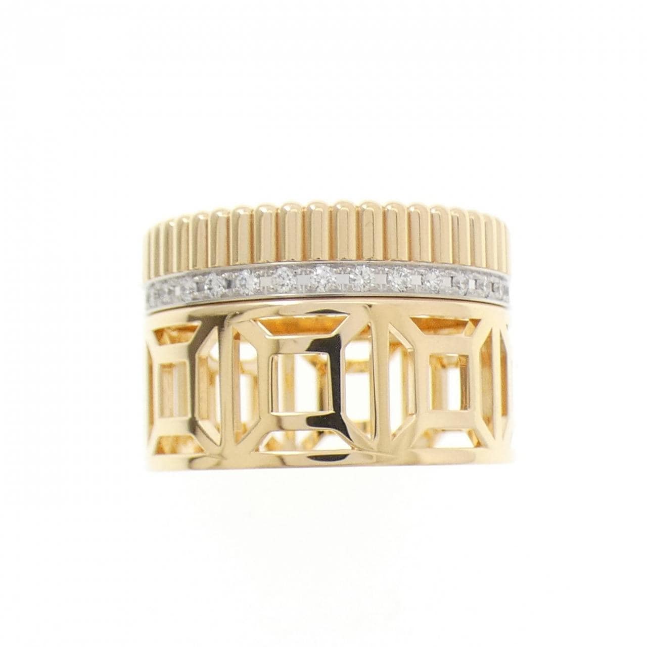 ブシュロン キャトル ラディアント オープンワーク リング