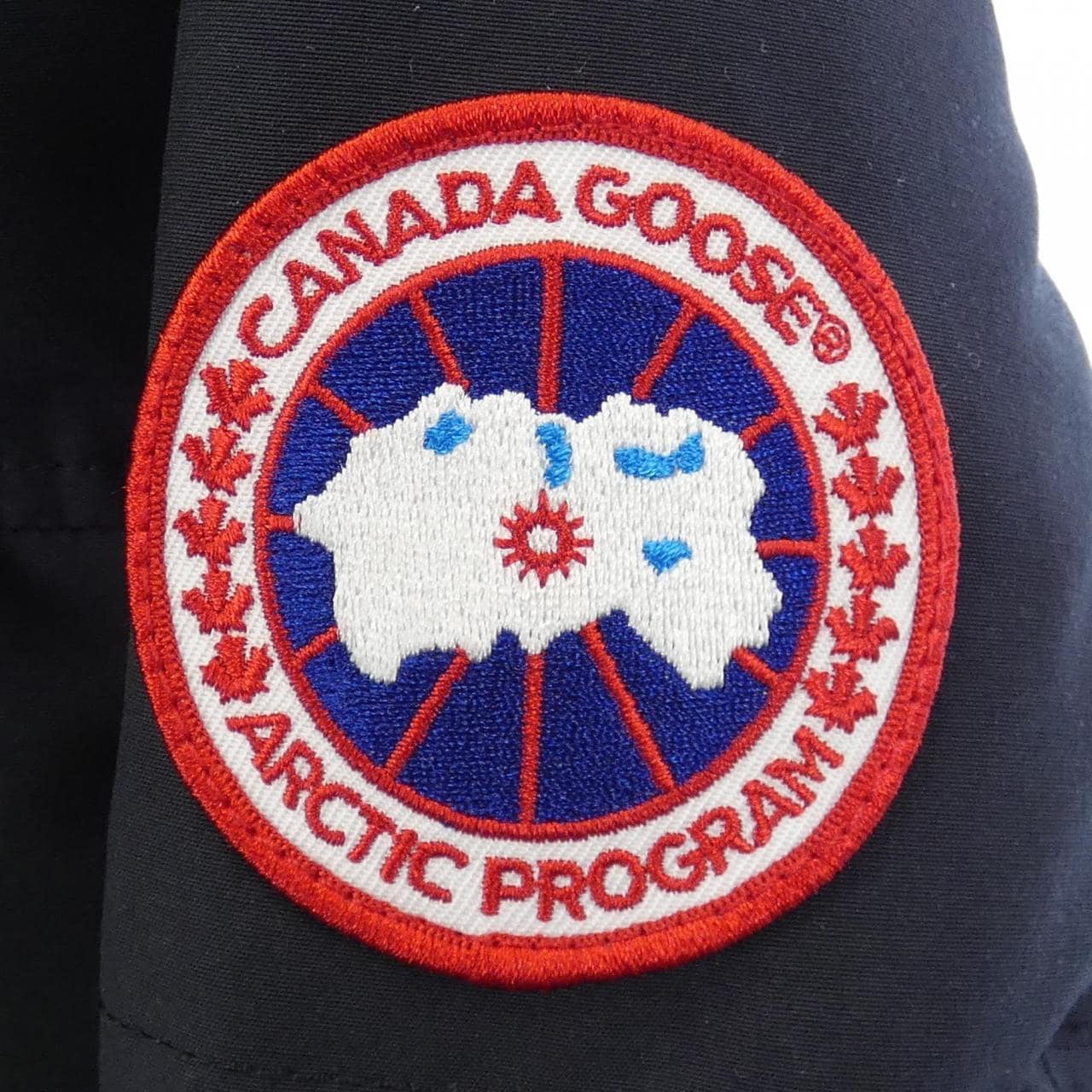 カナダグース CANADA GOOSE ダウンジャケット