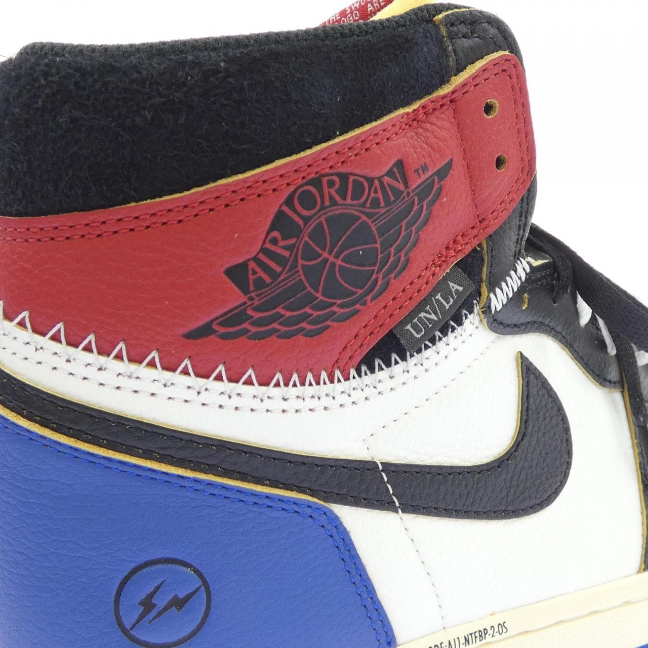 ナイキ ジョーダン NIKE JORDAN IO7847-002 スニーカー