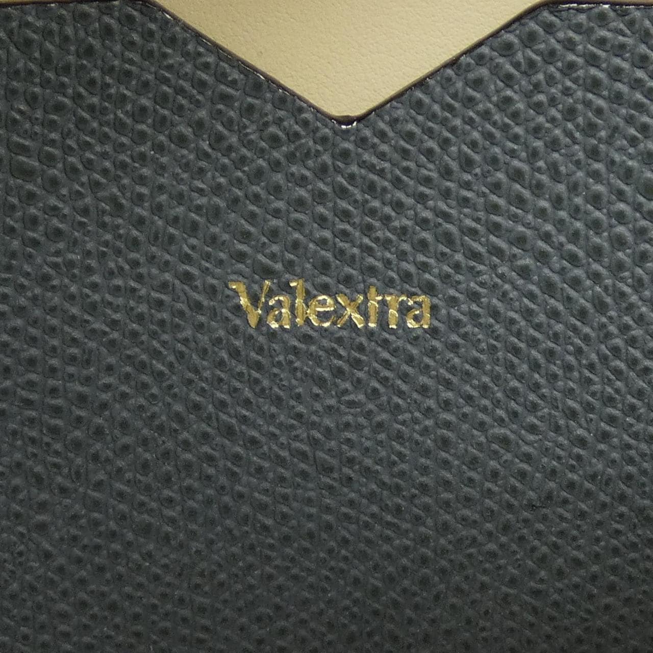 ヴァレクストラ VALEXTRA レポーター MBVL0018028LRL BAG
