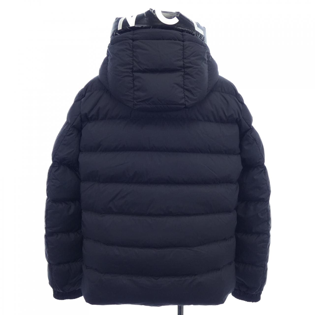 モンクレール MONCLER ダウンジャケット