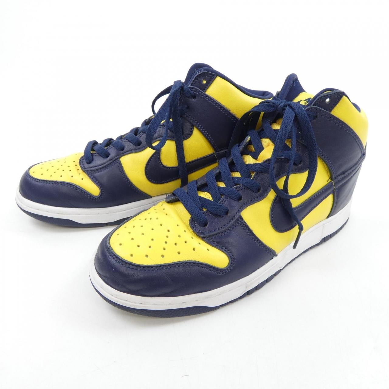 ナイキ NIKE スニーカー