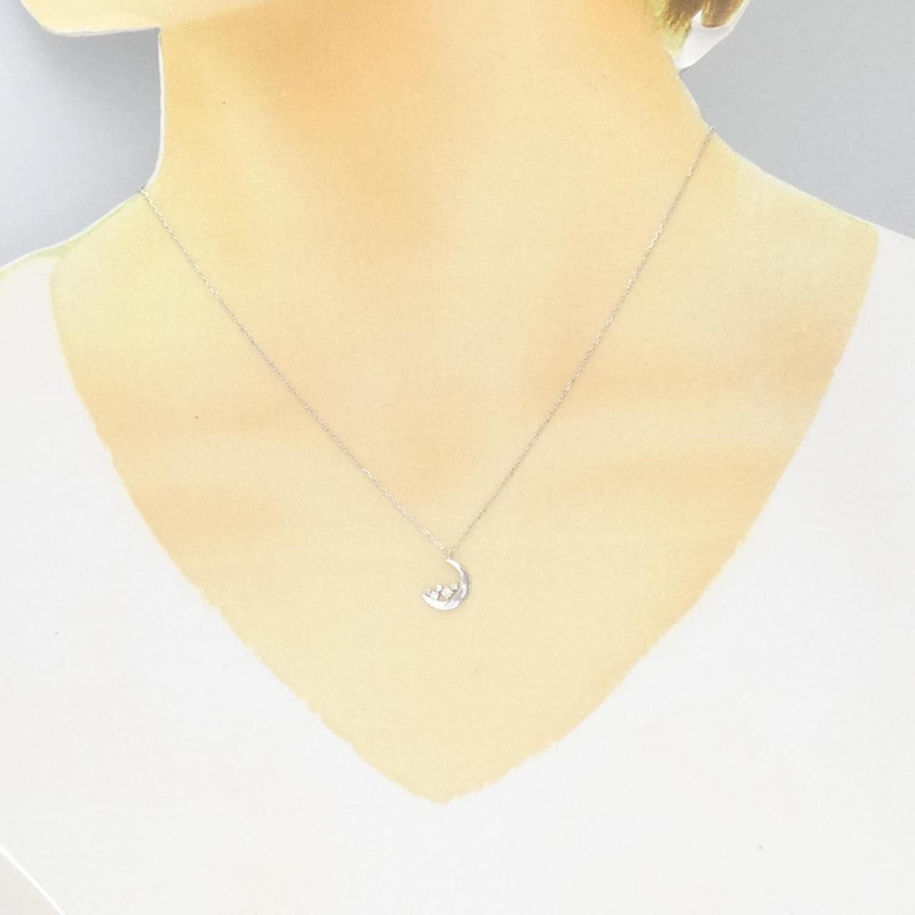 Ethe Moon Diamond Necklace 0.05CT