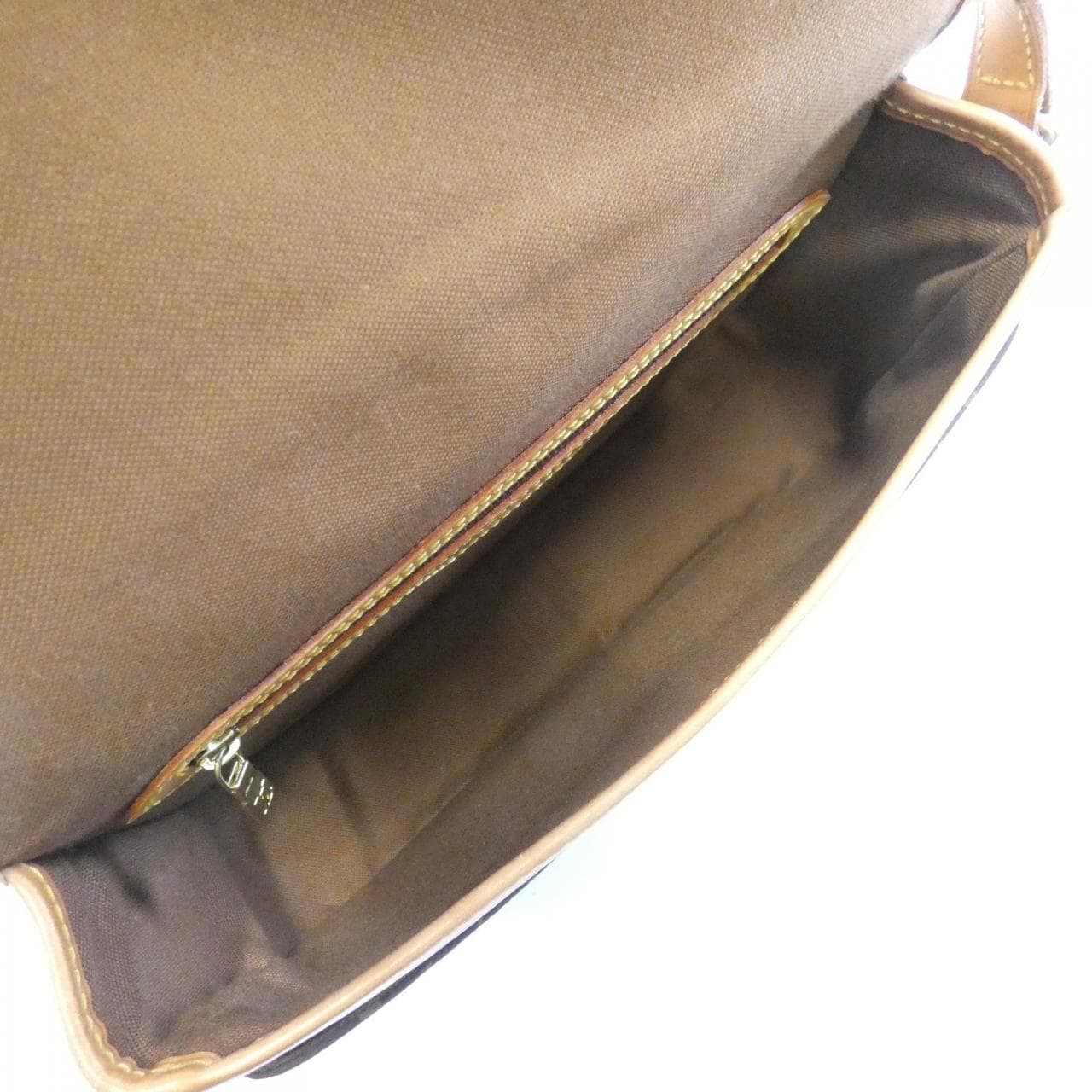 ルイヴィトン モノグラム ソローニュ M42250 ショルダーバッグ