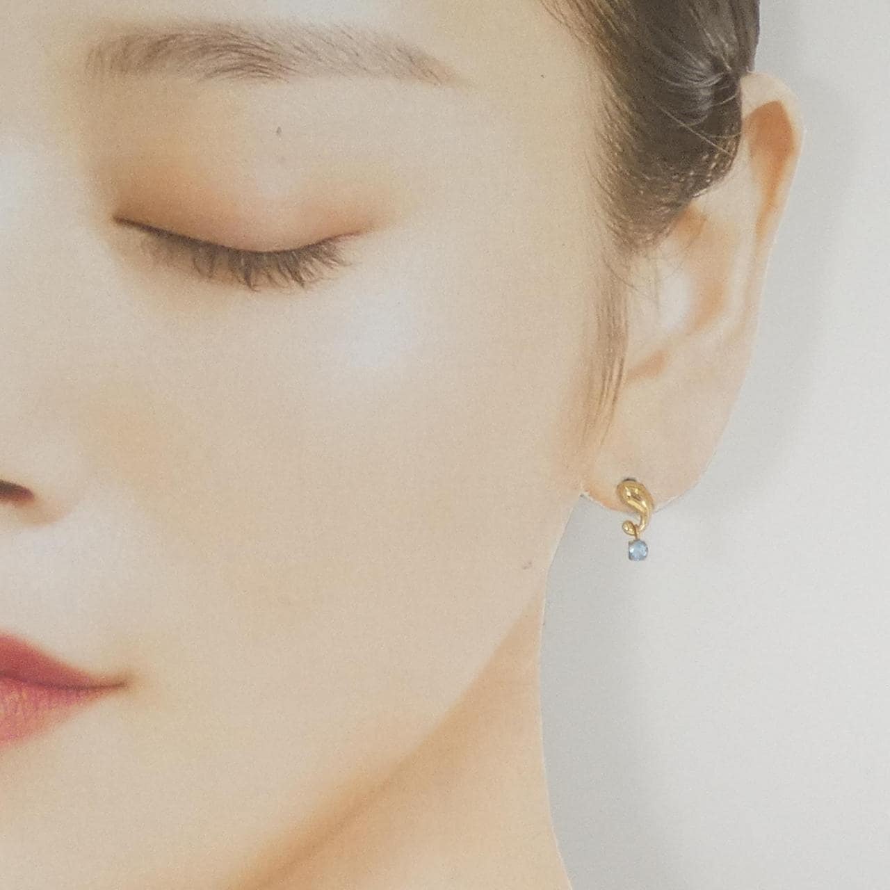 K18YG ブルートパーズ ピアス